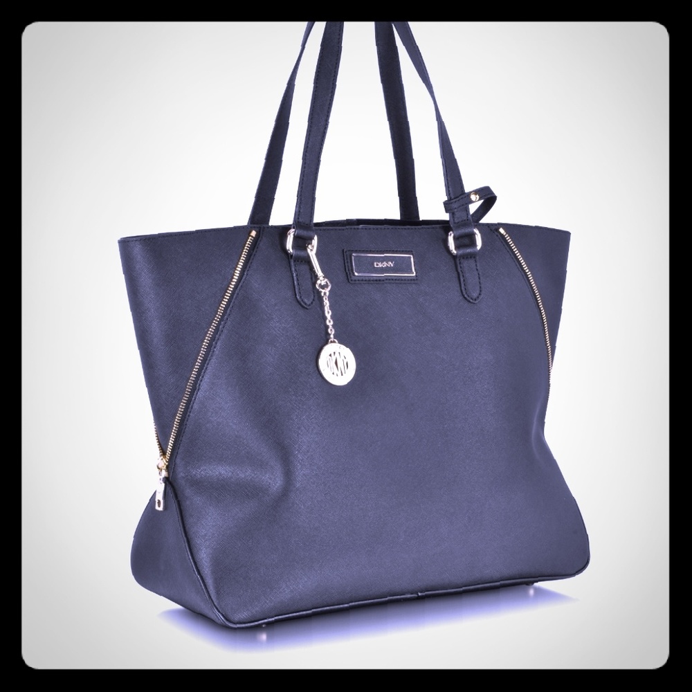 DKNY OLIVE  LARGE  SAFFIANO LEATHER ZIP TOTE NWT